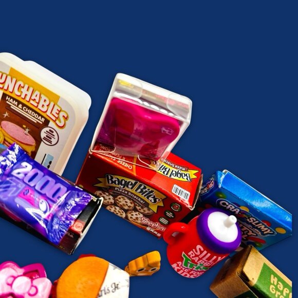 Lot of 18 Miniature Food & Everyday Items. Mix of ZURU and other brands. - Picture 3 of 8